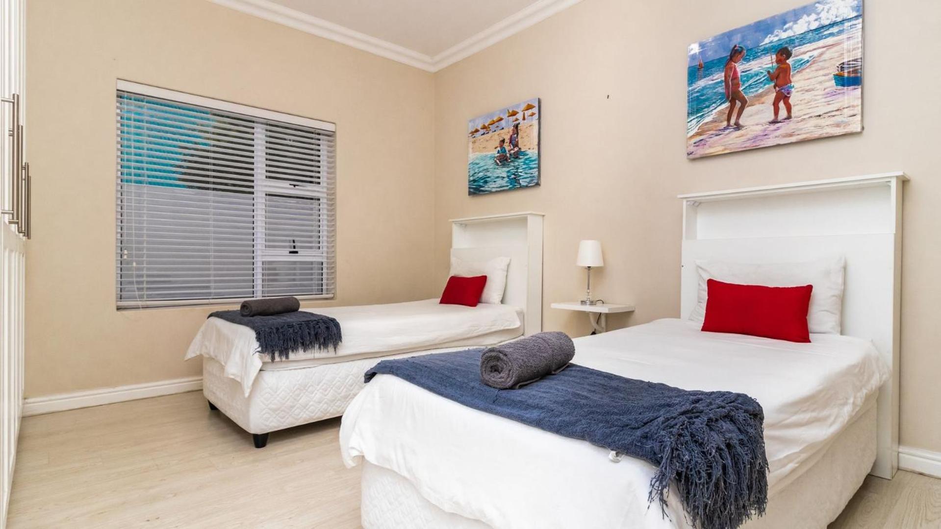 147 Abalone-inn Holiday home Hermanus